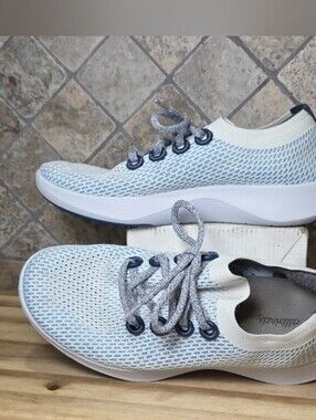 Allbirds Tree Dasher 2 Womans 10.5 M White Blue ShoeS Sneakers Size 10.5